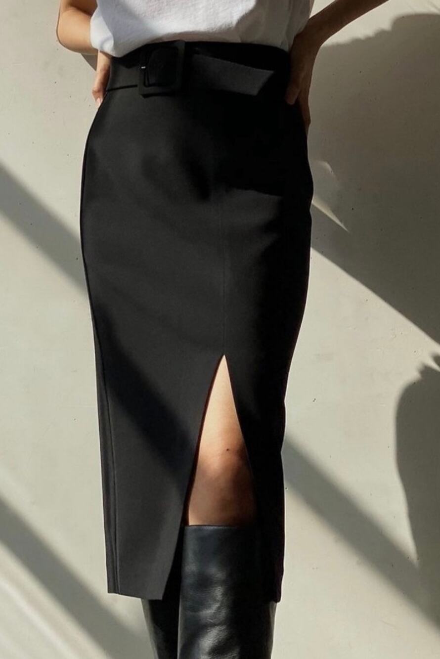 Aritzia Babaton Pencil Skirt Black Belted Center Slit Women's 4 Classic